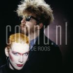 30-03-1983 Eurythmics Annie Lennox and Dave Stewart alias the Eurythmics at studio in Amsterdam, April 30, 1983.

[keywords]Posed, Headshot, Make-up, Sunglasses[/keywords]